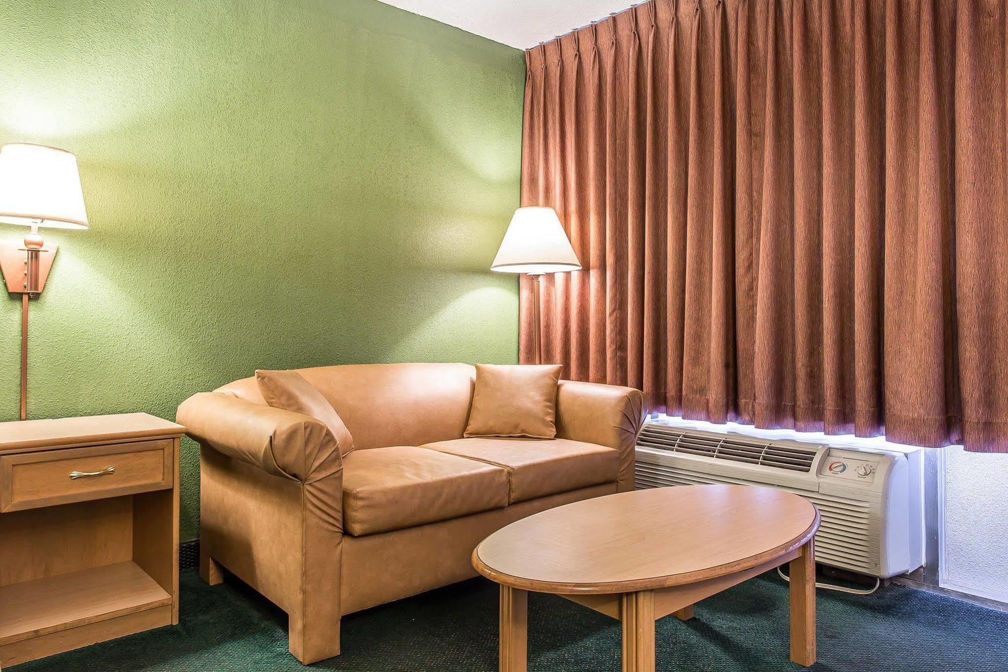Econo-Lodge Of Conway Zewnętrze zdjęcie